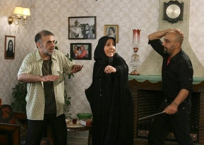 مرجانه گلچین کنار رضا عطاران و حمید لولایی سریال بزنگاه مرجانه گلچین کنار رضا عطاران و حمید لولایی سریال بزنگاه